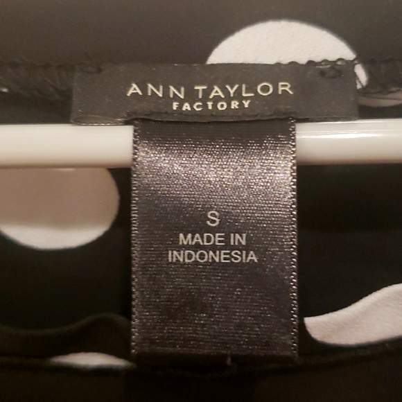 Ann Taylor Shirt - Picture 3 of 3